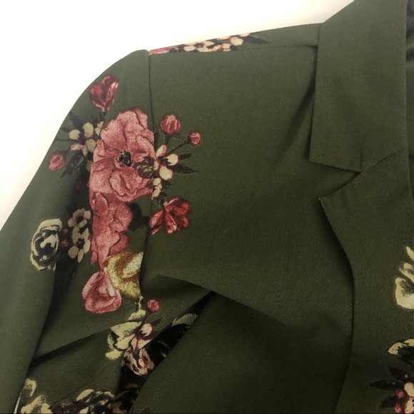 SOLD! DR2 Daniel Rainn Green Floral Print Blazer - Picture 4 of 10